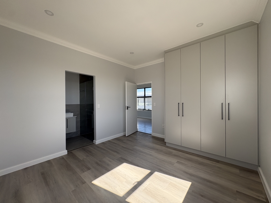 4 Bedroom Property for Sale in Sandown Western Cape
